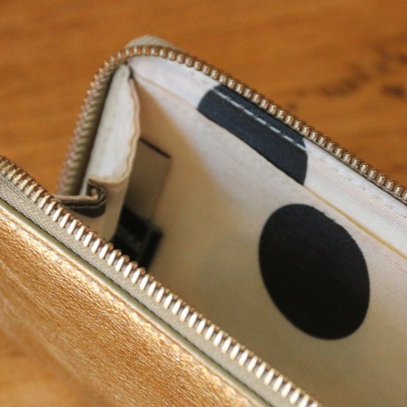 Kate Spade Lella Evening Clutch in Gold Rare - Picture 14 of 14